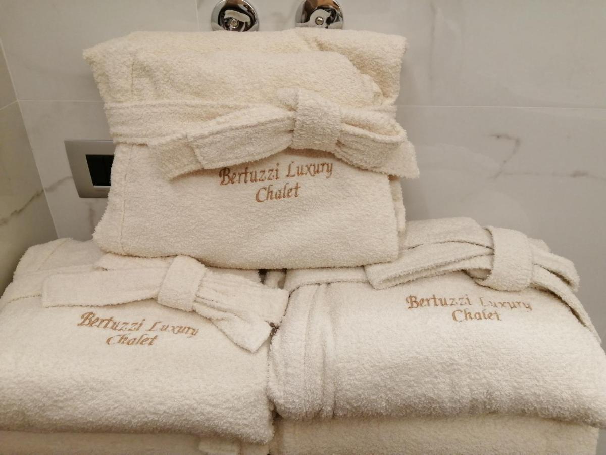 Bertuzzi Luxury Chalet Aprica Exteriör bild